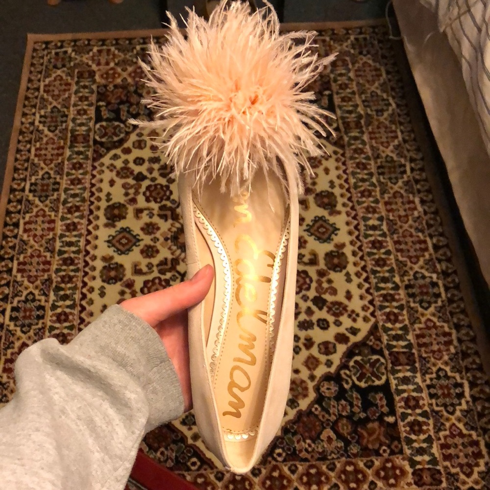 Brand new pink fluffy flats!
